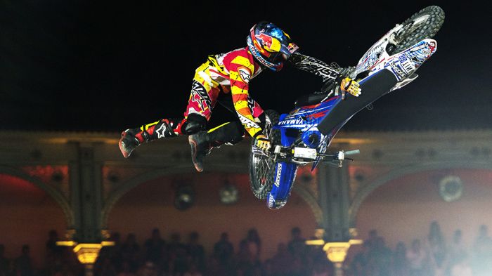 Αλάνθαστος ο Thomas Pages εκτέλεσε για πρώτη φορά σε αγώνα το Bike Flip, πήρε μια σπουδαία νίκη στον πιο σκληρό αγώνα εδώ και χρόνια, κι έκανε φοβερό come-back!